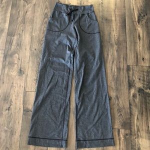 Lululemon still pant, Heathered Grey, Size 2